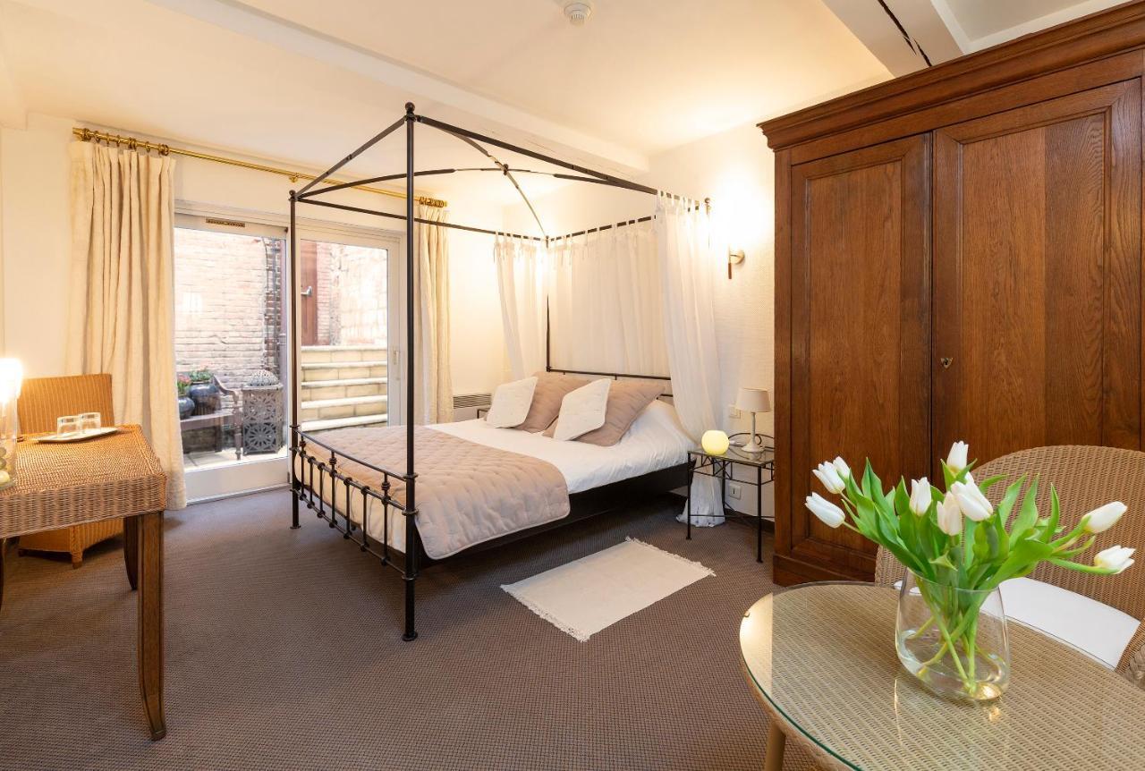 Hotel Jean De Bruges Сен-Рикье Экстерьер фото
